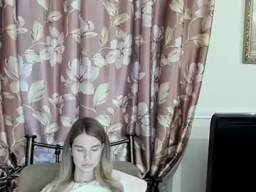 LinaBey  live sex cam