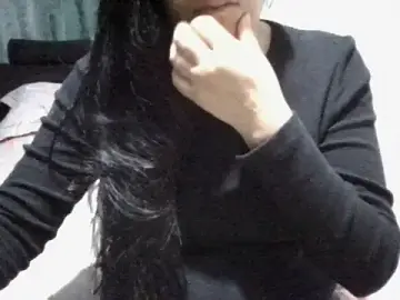 RAYA_1  live sex cam