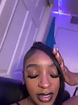 MidnightChanel  live sex cam