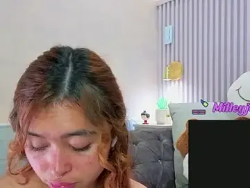MilleyJones  live sex cam