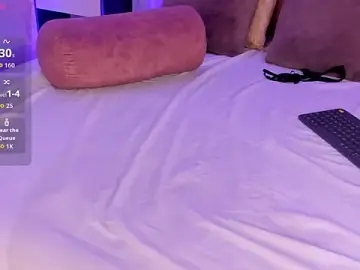 Dana_hazze  live sex cam