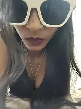 Hot_PallaviX  live sex cam