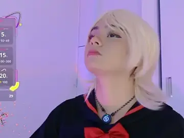 Evelynnee  live sex cam