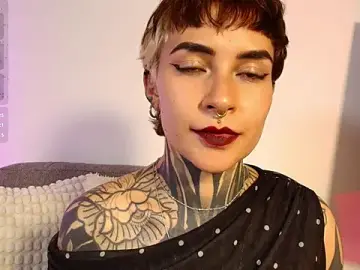Luana_Fiore0  live sex cam