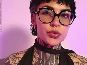 Luana_Fiore0  live sex cam