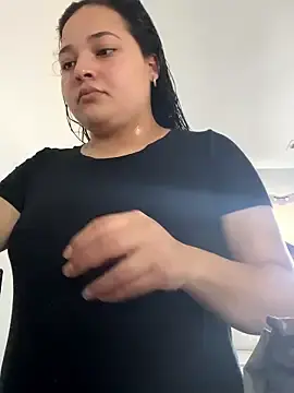 Sexymamalatina20  live sex cam