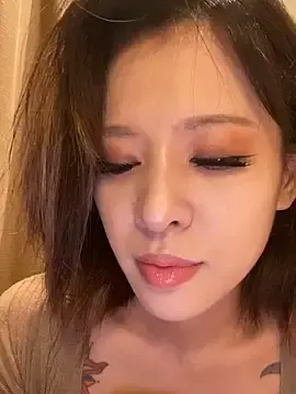 Sunflower-77  live sex cam