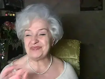 ValeriaKroww  live sex cam