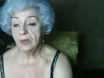 ValeriaKroww  live sex cam