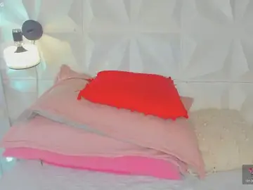 Cute_latinaxxx  live sex cam