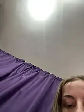 Vivienxxx  live sex cam