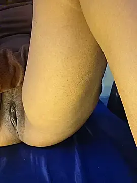 Hot_priyarani  live sex cam