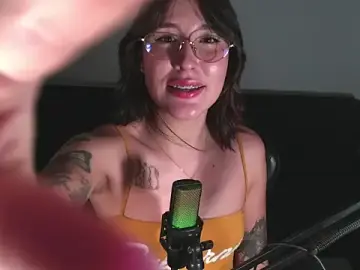 Yuliennegg  live sex cam