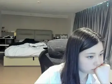 Lenahere  live sex cam