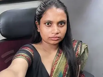 Pukki_beboo0  live sex cam