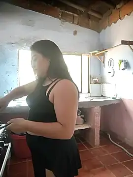 Tania_queen  live sex cam