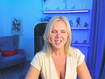 AgathaKlouin  live sex cam