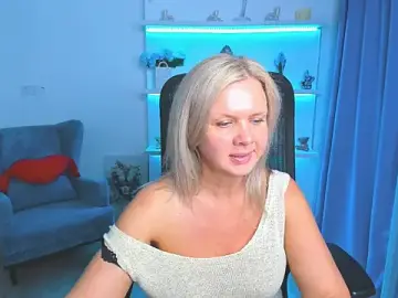 AgathaKlouin  live sex cam