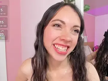 AshleyBenoitt  live sex cam
