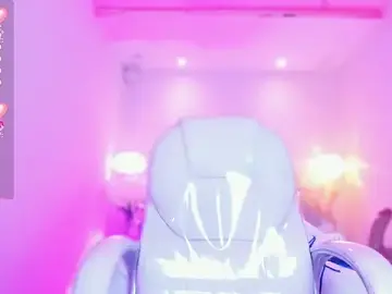 KataThonpson  live sex cam