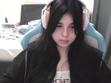 LunarMia  live sex cam