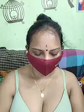 Amudha143  live sex cam