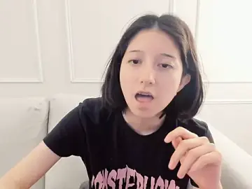 Cherrycute  live sex cam