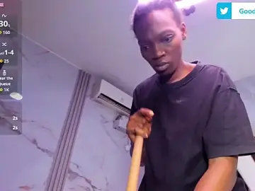 Ebony_valentina  live sex cam