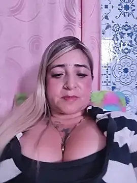 AlexaJonnes  live sex cam
