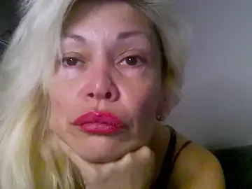 EvaaMina  live sex cam