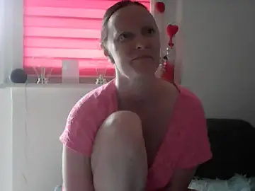 LindaLee90  live sex cam