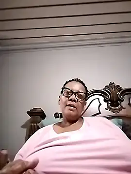 SEXYBOOBSNASS  live sex cam