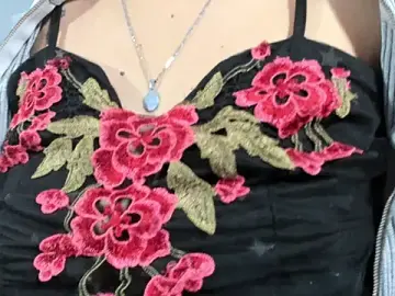 Catherine_rouss  live sex cam