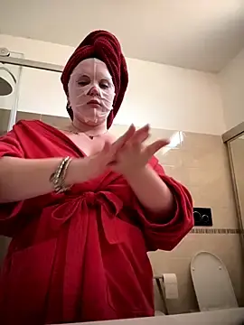 Lillymalefica  live sex cam