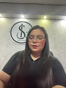 Caroline_forbes_  live sex cam