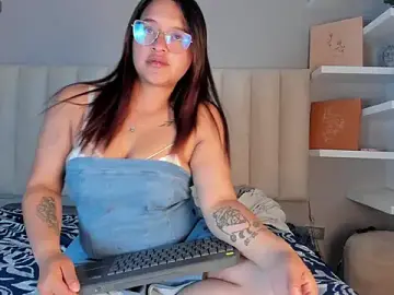 Hilary_Miller_  live sex cam