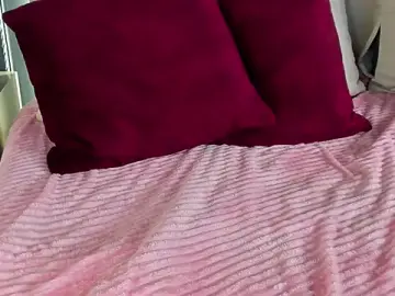 MiaKay1  live sex cam