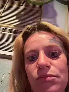 Missdannylove  live sex cam