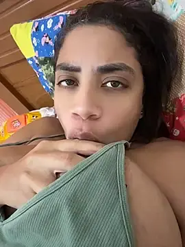 Morenacarioca3  live sex cam