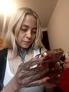 Sofigirlgold  live sex cam