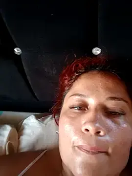 Isisxxxxxx  live sex cam