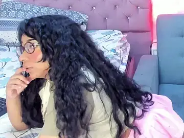 Latinabombsheell  live sex cam