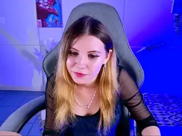 LilitEverly  live sex cam