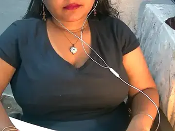 Saniya_K2  live sex cam