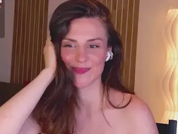 _Esmeraldiya  live sex cam