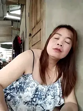 Bely-milk  live sex cam