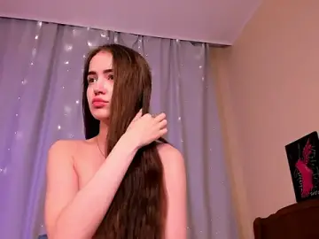 Chloeee4200  live sex cam