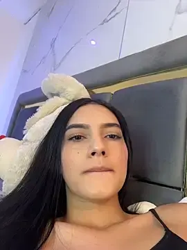 Doll_Alaia  live sex cam