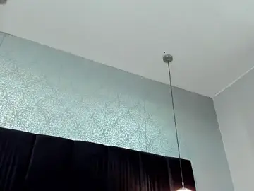 RoxieVander  live sex cam