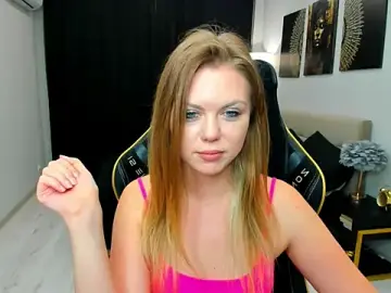 Strawberrye  live sex cam